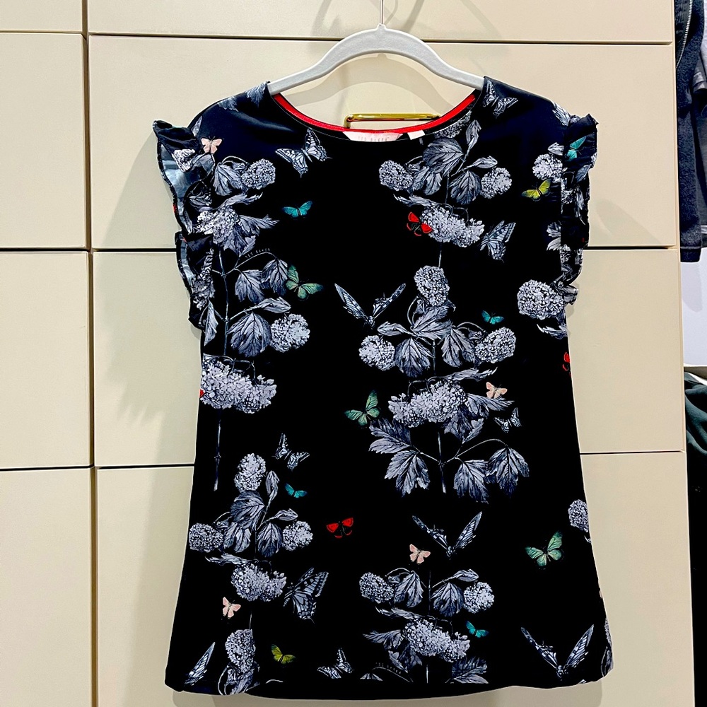 Beautiful Ted Baker Blouse